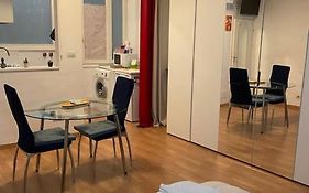 Gianfranco - City Center Apt